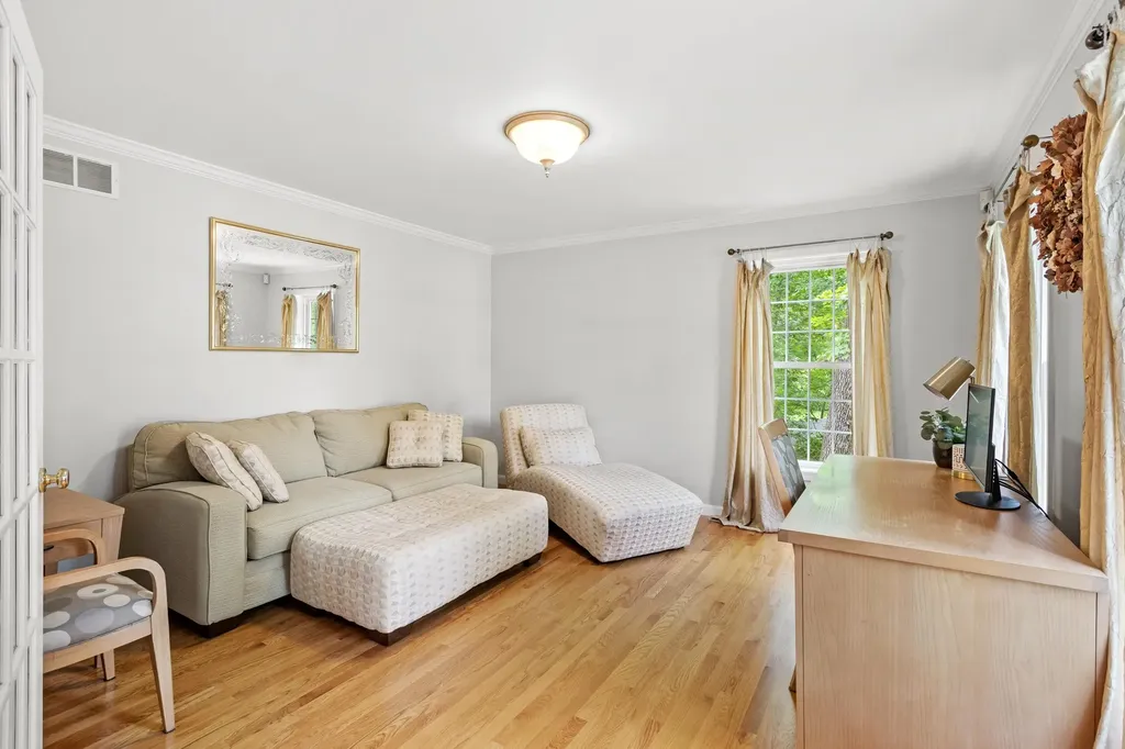 7 Wesley Lane Salem NH 03079