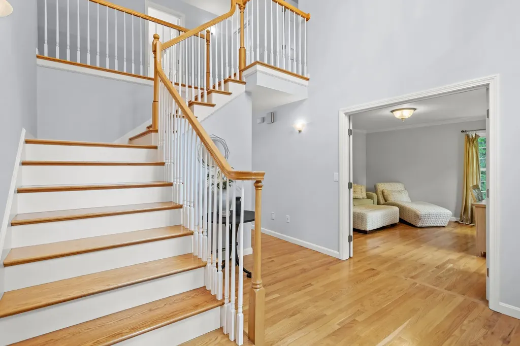 7 Wesley Lane Salem NH 03079