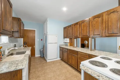 906 North Main Street Laconia NH 03246