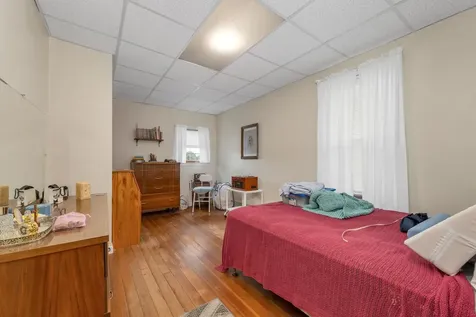 906 North Main Street Laconia NH 03246