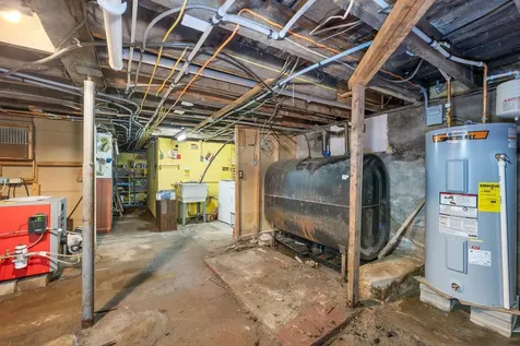 906 North Main Street Laconia NH 03246