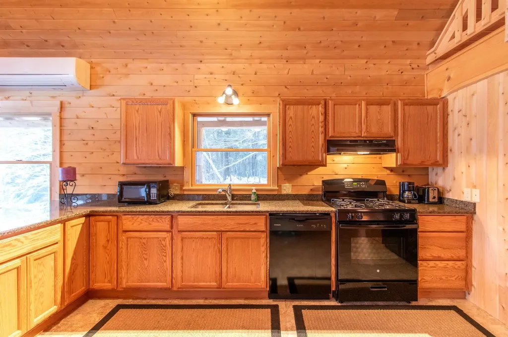 -- Baird Road Barton VT 05822