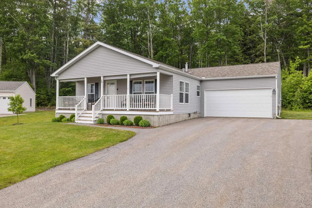 10 Dynamic View Drive Franklin NH 03235