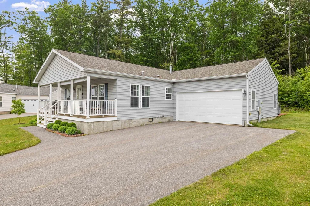 10 Dynamic View Drive Franklin NH 03235