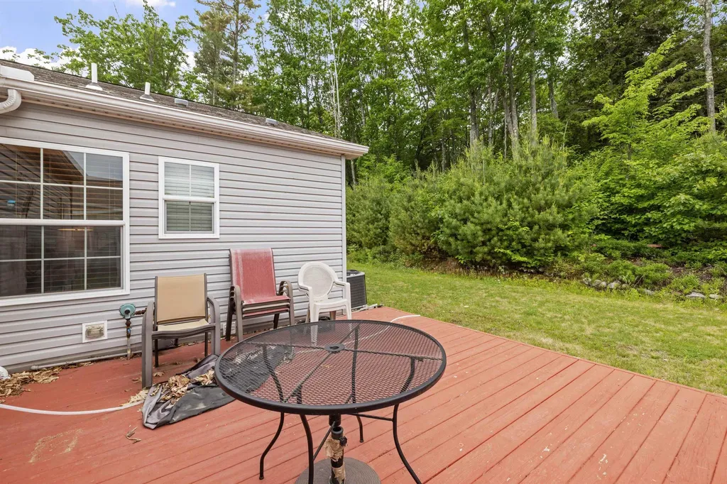 10 Dynamic View Drive Franklin NH 03235