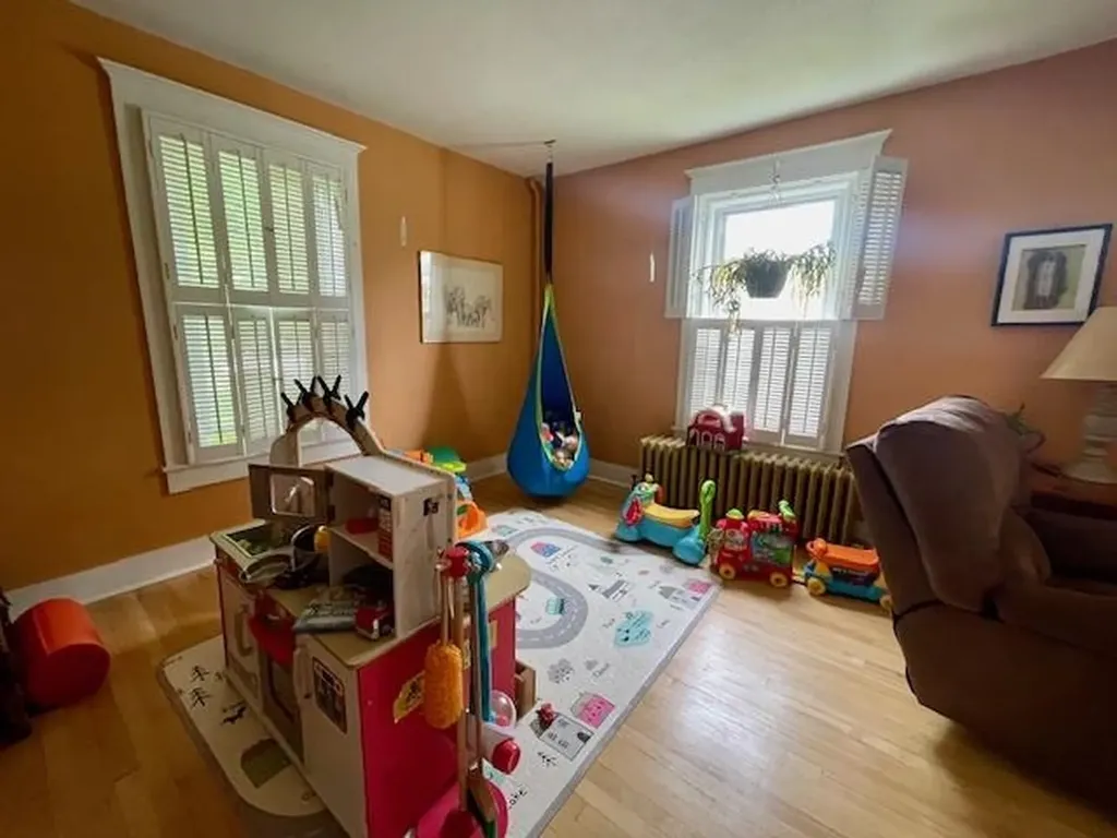 11 Alpine Street Gorham NH 03581