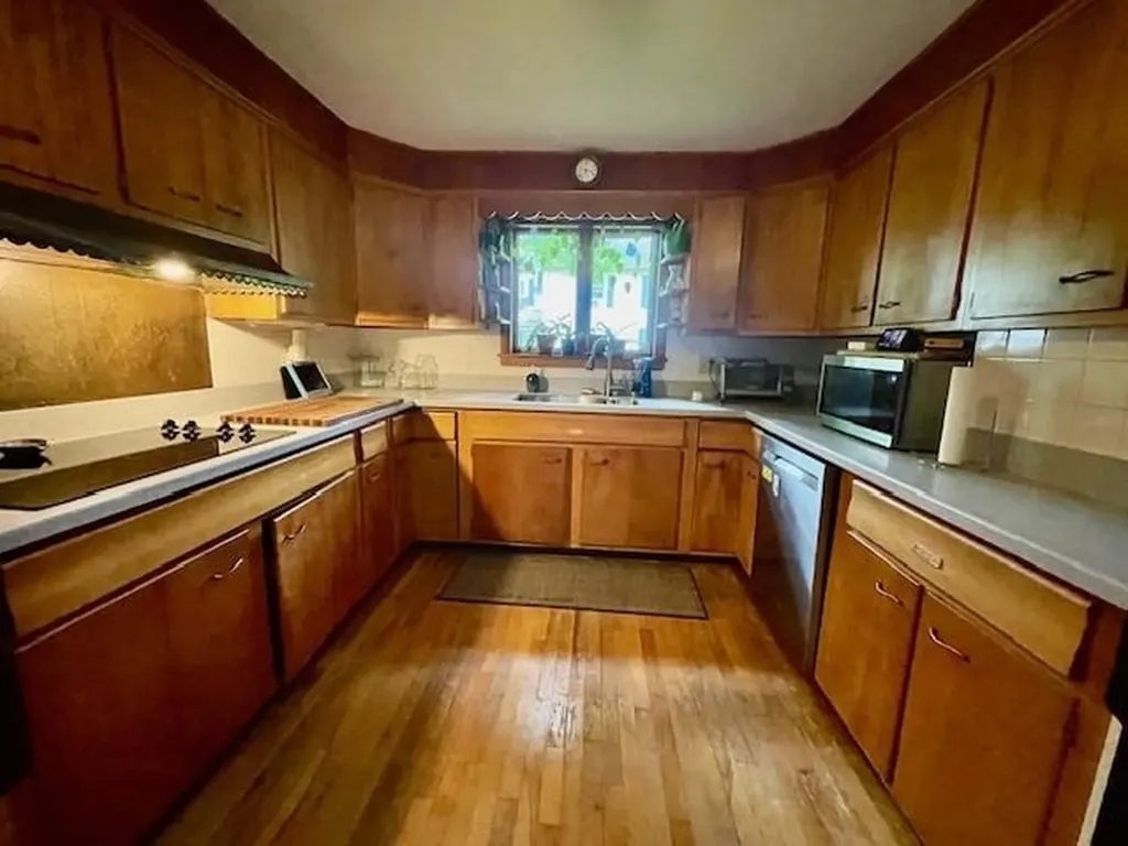 11 Alpine Street Gorham NH 03581