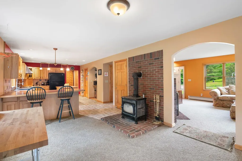 925 Hinesburg Road Brattleboro VT 05301