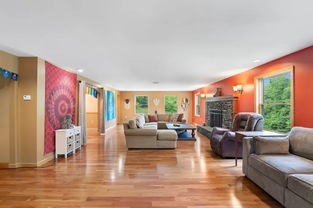 925 Hinesburg Road Brattleboro VT 05301