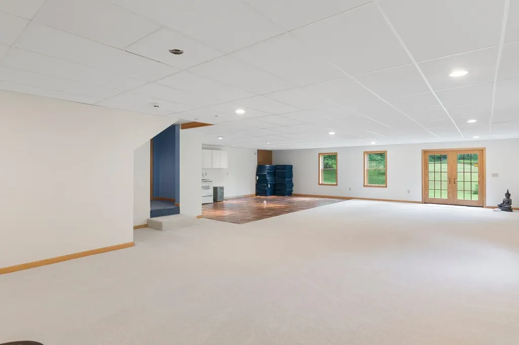 925 Hinesburg Road Brattleboro VT 05301