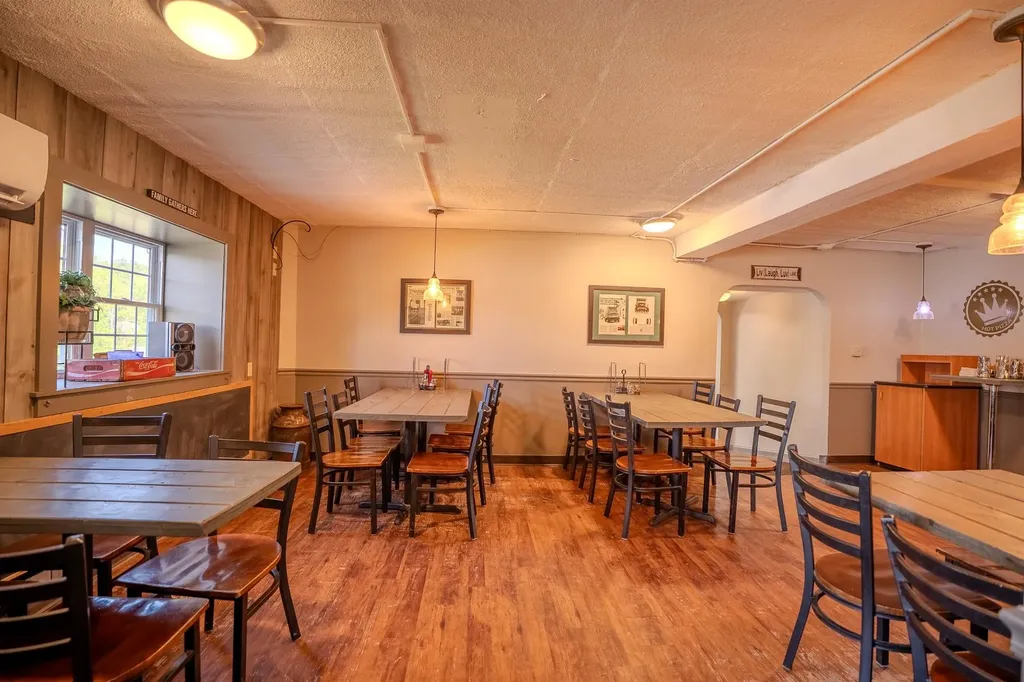 1216 Railroad Street St. Johnsbury VT 05819