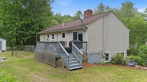 23 Winter Street Goffstown NH 03045