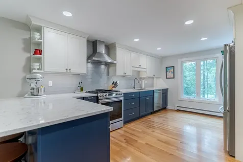 12 Garrison Lane Madbury NH 03823