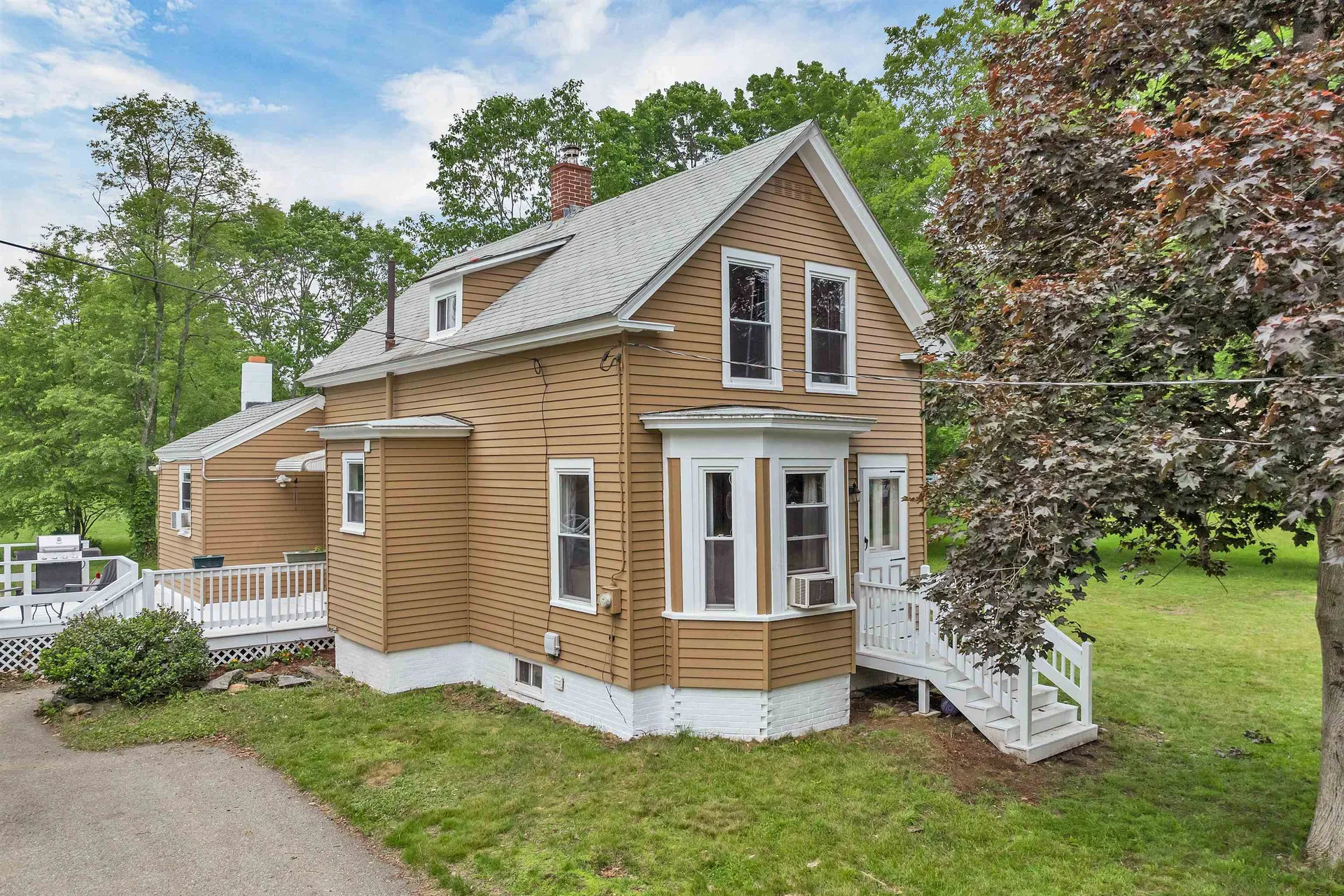 3 Broadway Street Rochester NH 03868