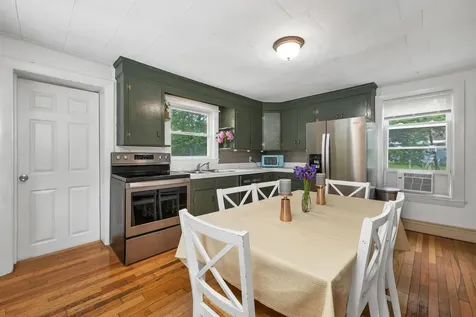 3 Broadway Street Rochester NH 03868