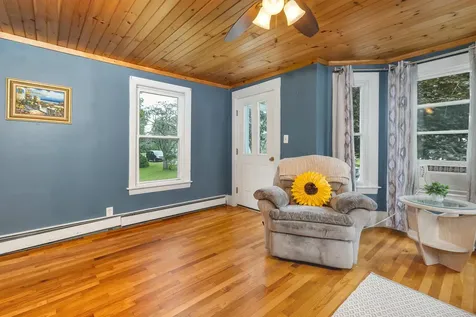 3 Broadway Street Rochester NH 03868