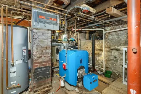 3 Broadway Street Rochester NH 03868