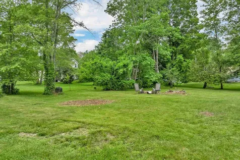 3 Broadway Street Rochester NH 03868