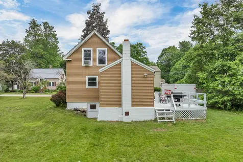 3 Broadway Street Rochester NH 03868