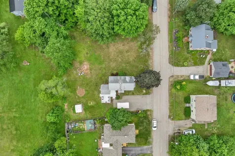 3 Broadway Street Rochester NH 03868