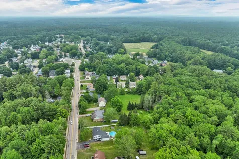 3 Broadway Street Rochester NH 03868