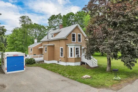 3 Broadway Street Rochester NH 03868