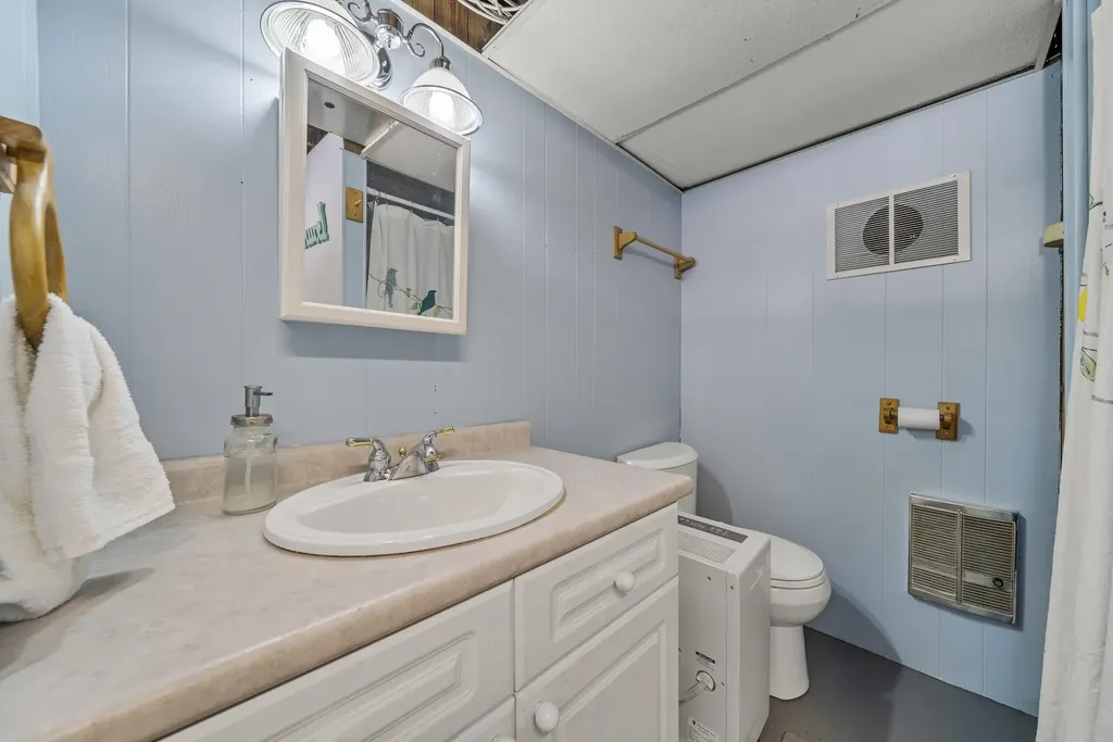 167 Seames Drive Manchester NH 03103