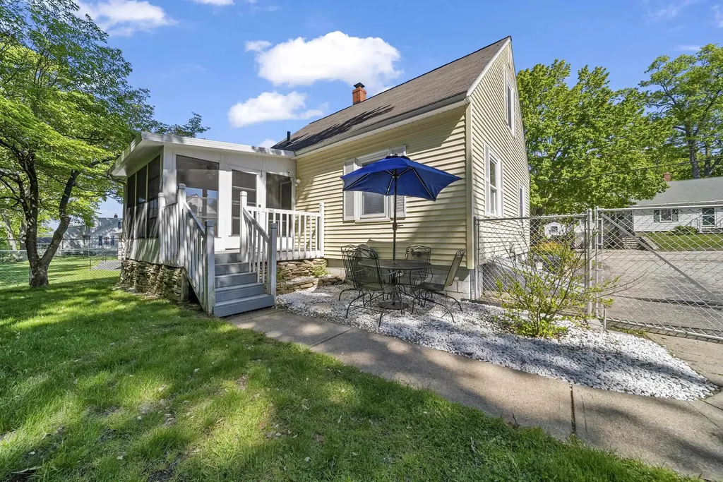 167 Seames Drive Manchester NH 03103