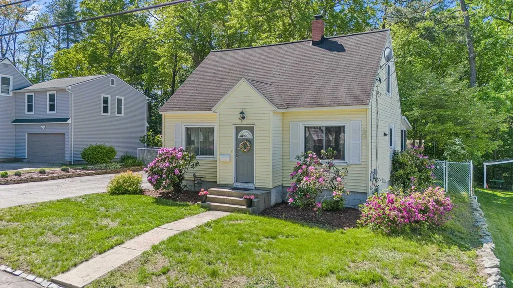 167 Seames Drive Manchester NH 03103