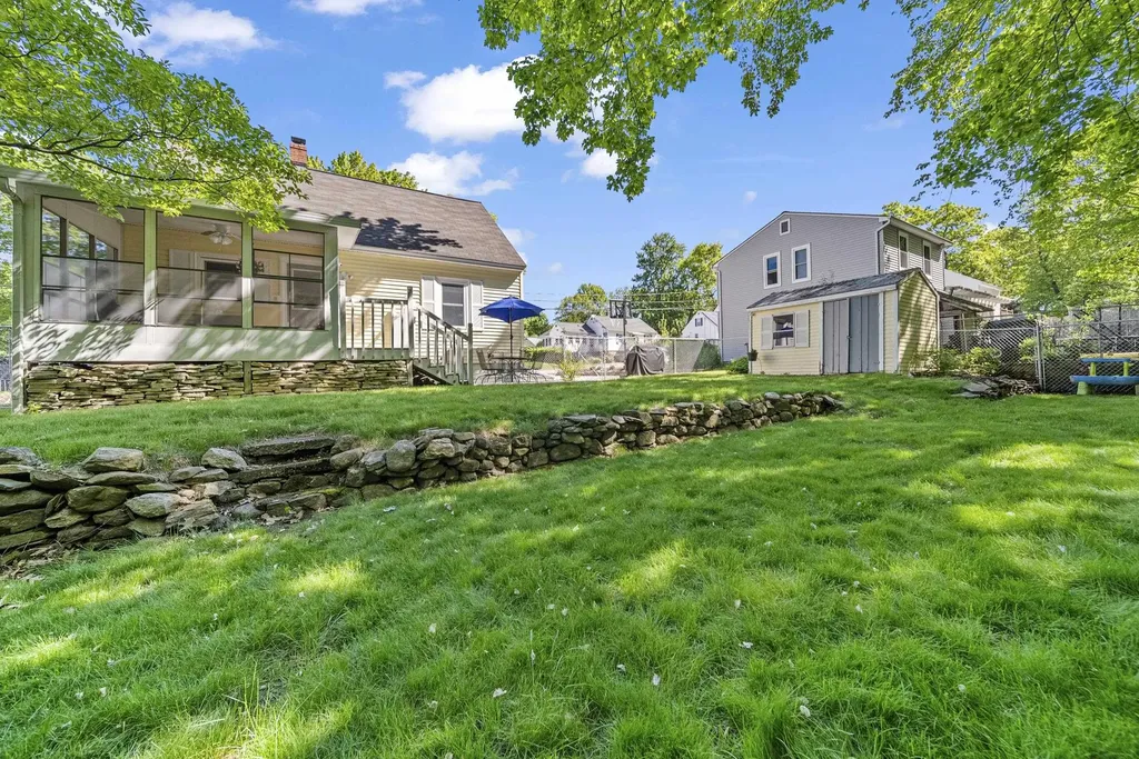167 Seames Drive Manchester NH 03103