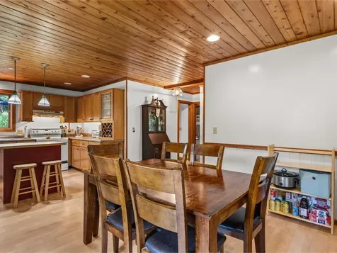 1716 Us Route 2 Moretown VT 05676