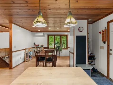 1716 Us Route 2 Moretown VT 05676