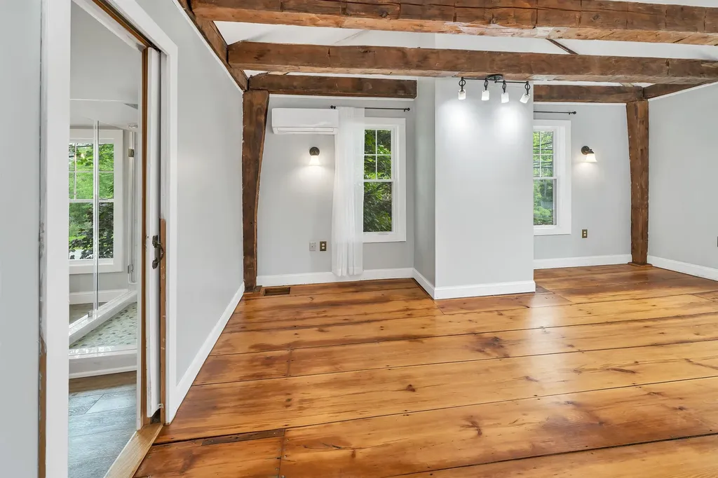 169 Suncook Valley Road Chichester NH 03258