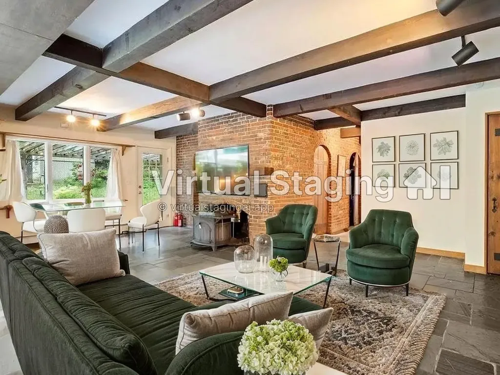 2 Little Hook Road Lee NH 03861