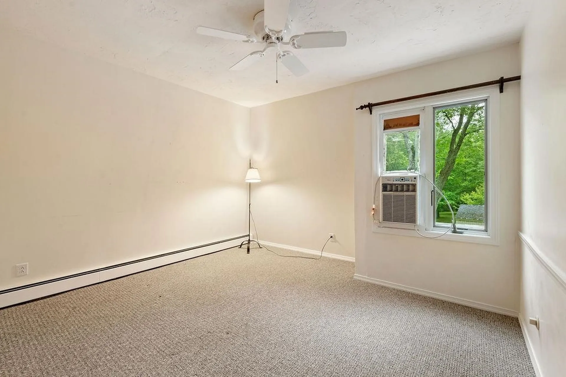 2 Little Hook Road Lee NH 03861