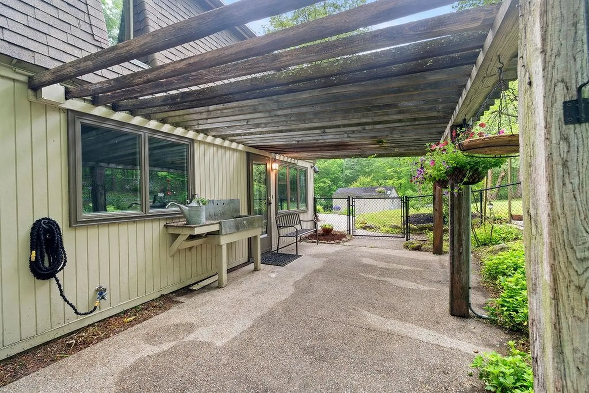 2 Little Hook Road Lee NH 03861