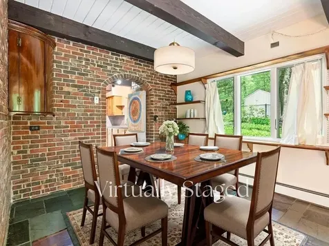 2 Little Hook Road Lee NH 03861