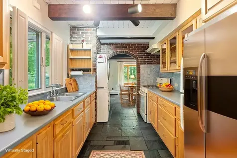 2 Little Hook Road Lee NH 03861