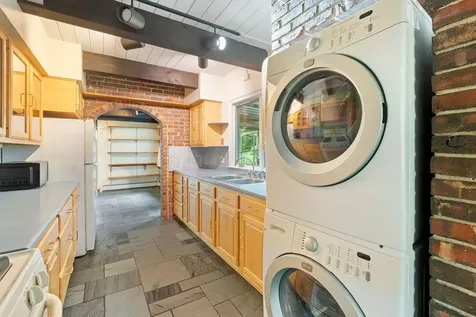 2 Little Hook Road Lee NH 03861