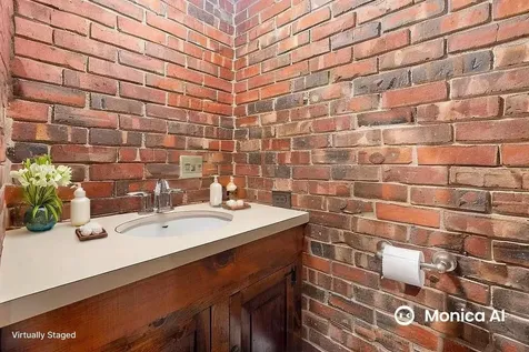 2 Little Hook Road Lee NH 03861