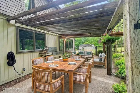 2 Little Hook Road Lee NH 03861