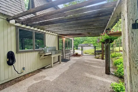 2 Little Hook Road Lee NH 03861