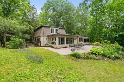 2 Little Hook Road Lee NH 03861