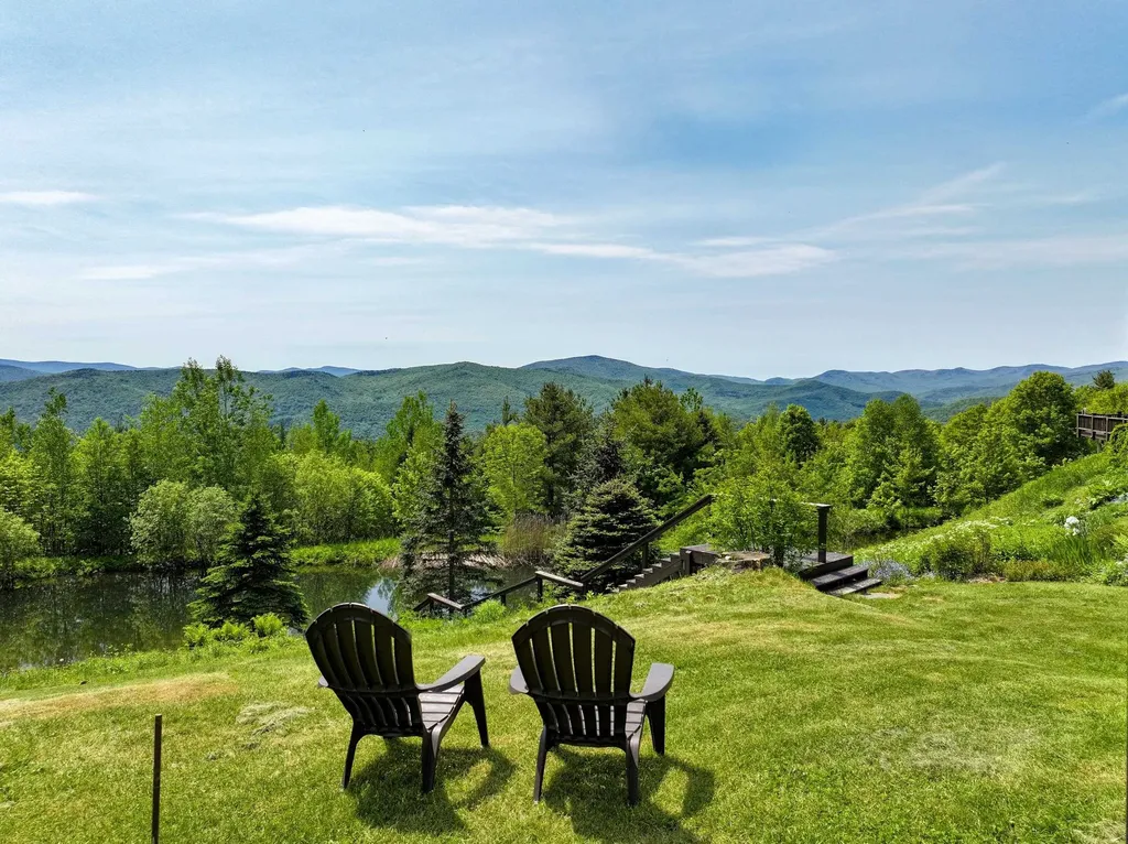 1074 N Hollow Road Rochester VT 05767