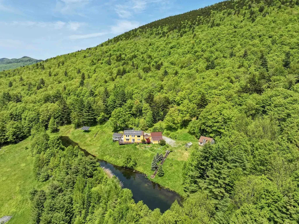 1074 N Hollow Road Rochester VT 05767