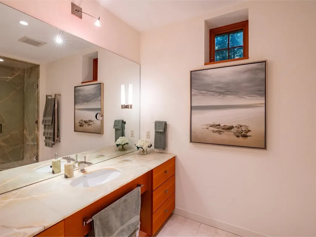 225 Eagles Rest Road Shelburne VT 05482