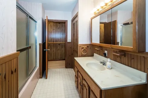 1229 Route 30 N Hubbardton VT 05735