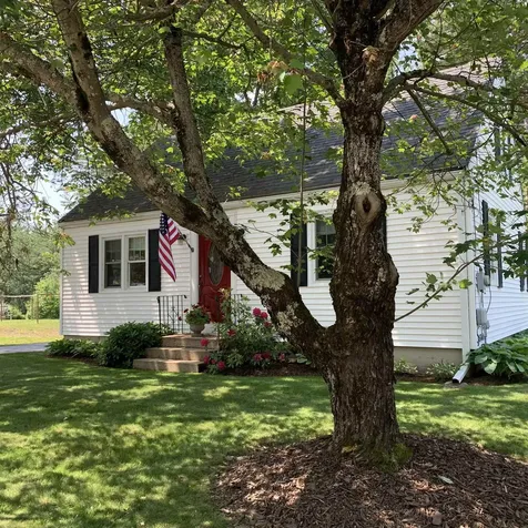 86 Chestnut Hill Road Rochester NH 03867