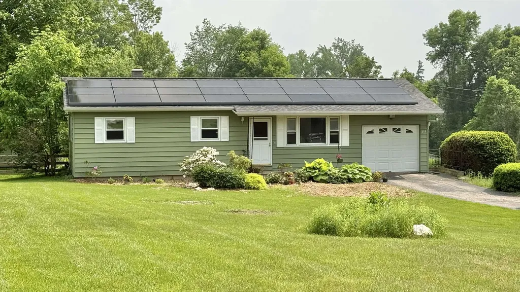 314 Richmond Road Hinesburg VT 05461