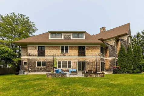 162 Mill Pond Way Portsmouth NH 03801